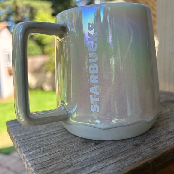 Starbucks mug white 12 oz 2017. Irredesant - Picture 4 of 5